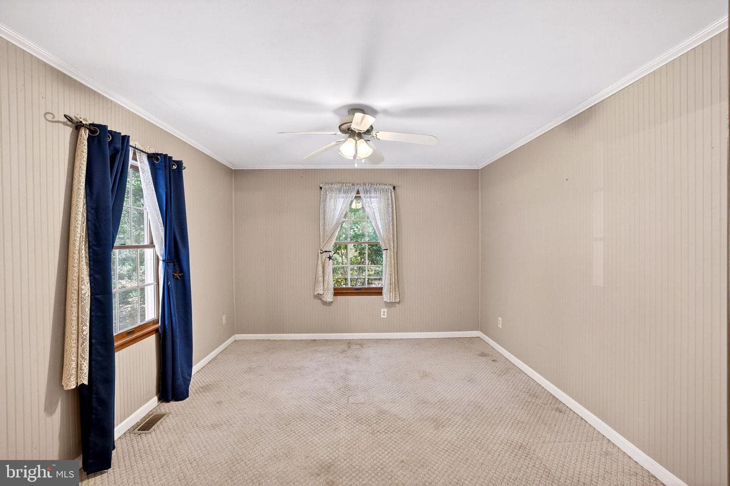 1005 Lantern Hill Court photo 6