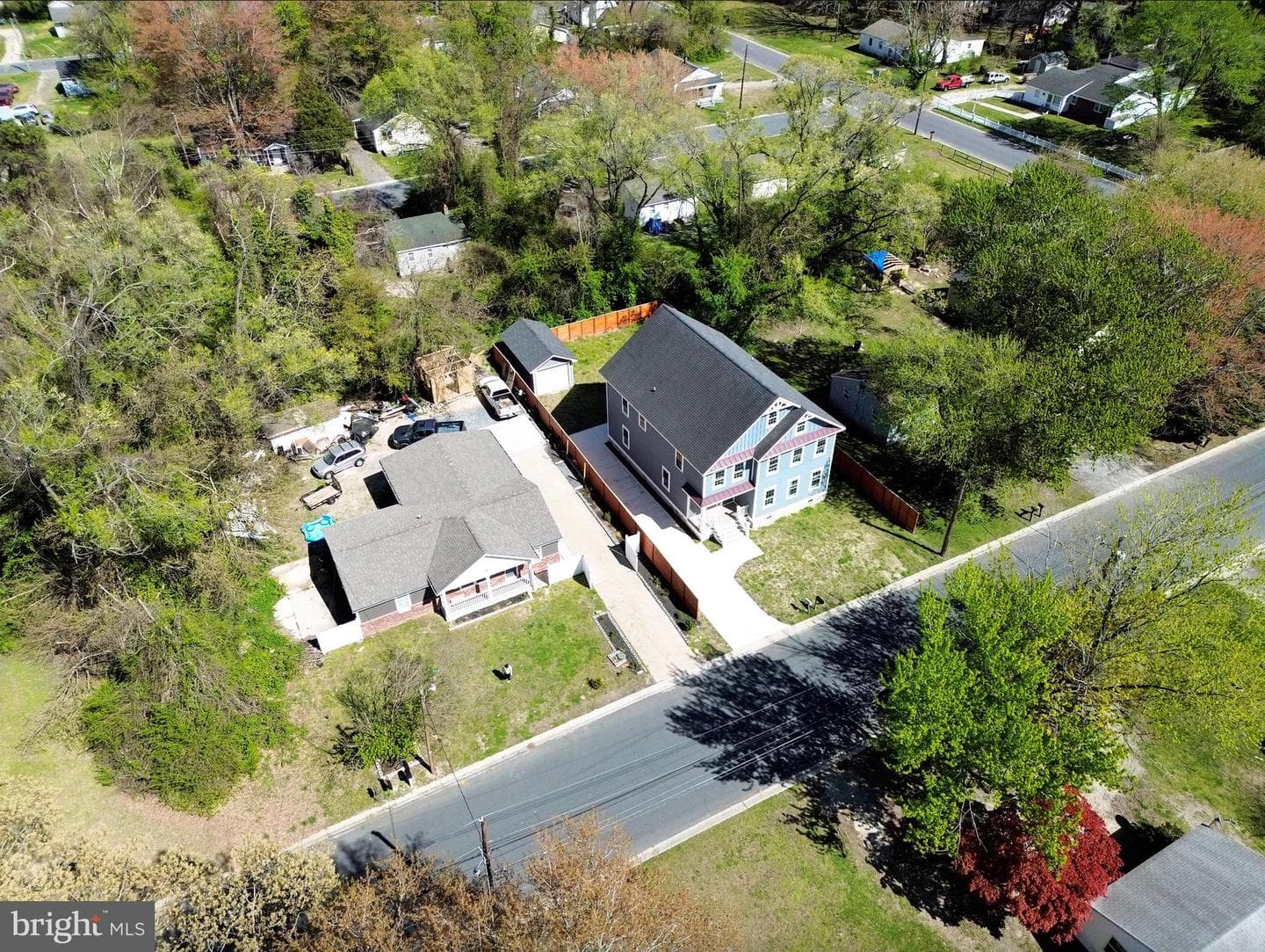 1107 Mineola Avenue photo 4