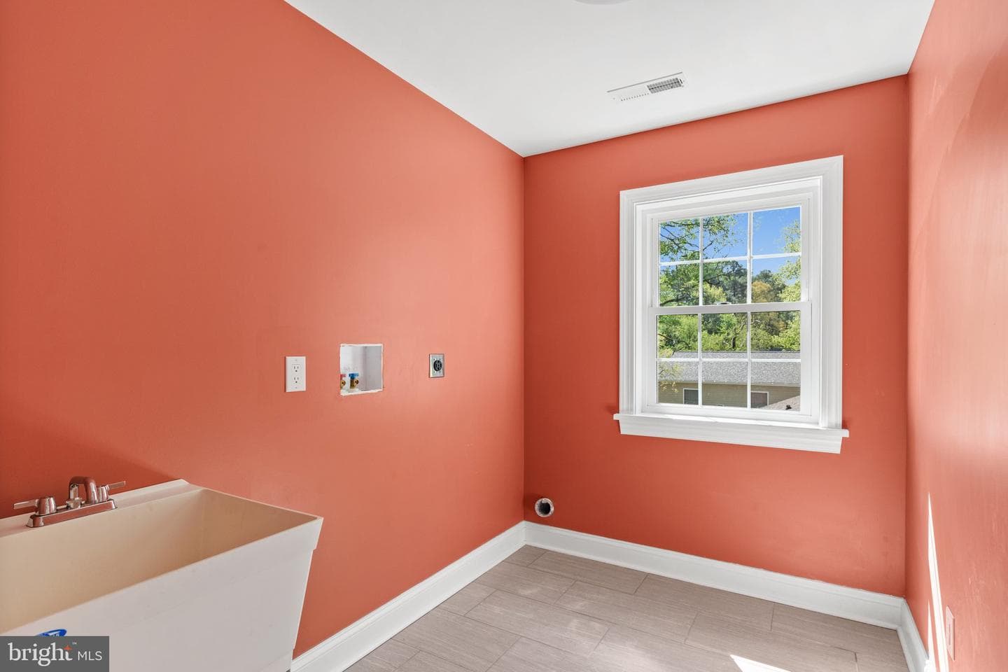 1107 Mineola Avenue photo 49
