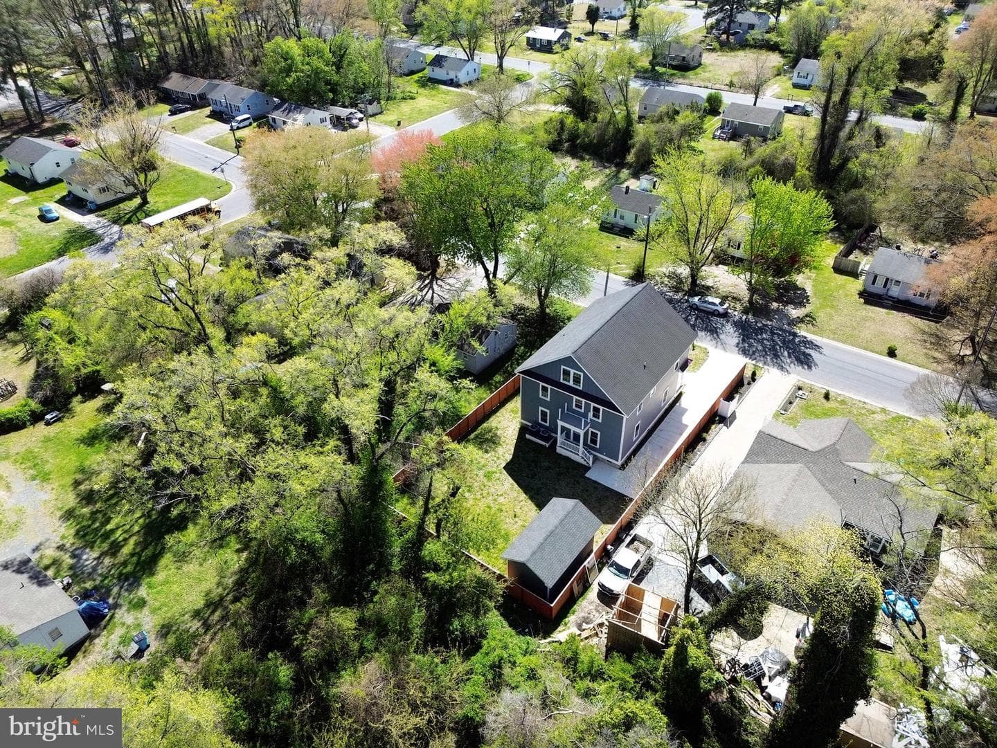 1107 Mineola Avenue photo 5