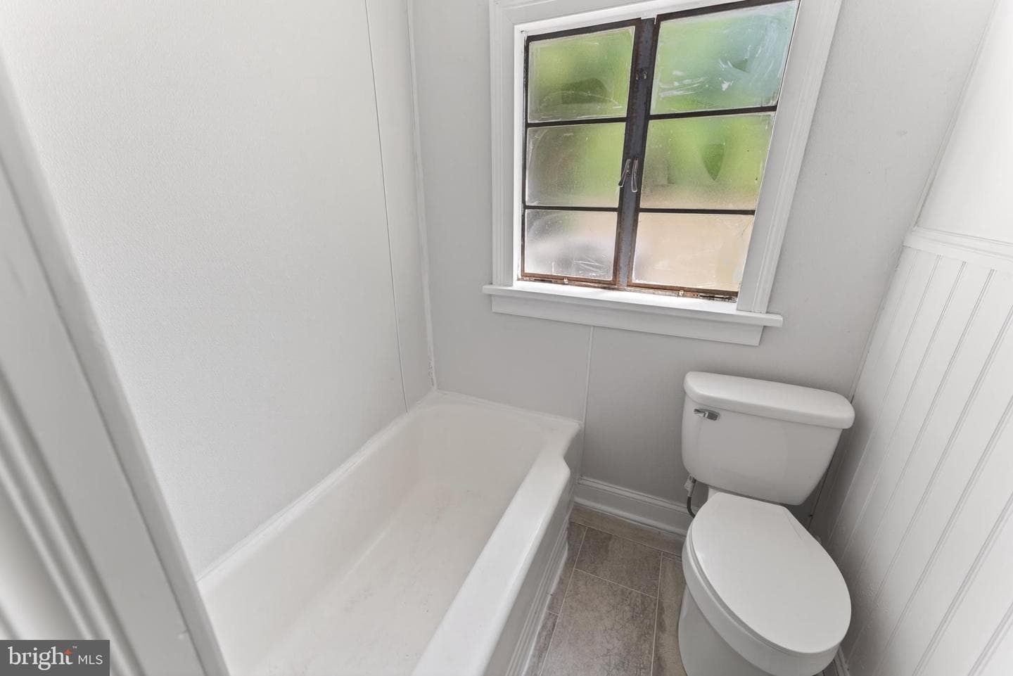 28266 Riverside Drive photo 29