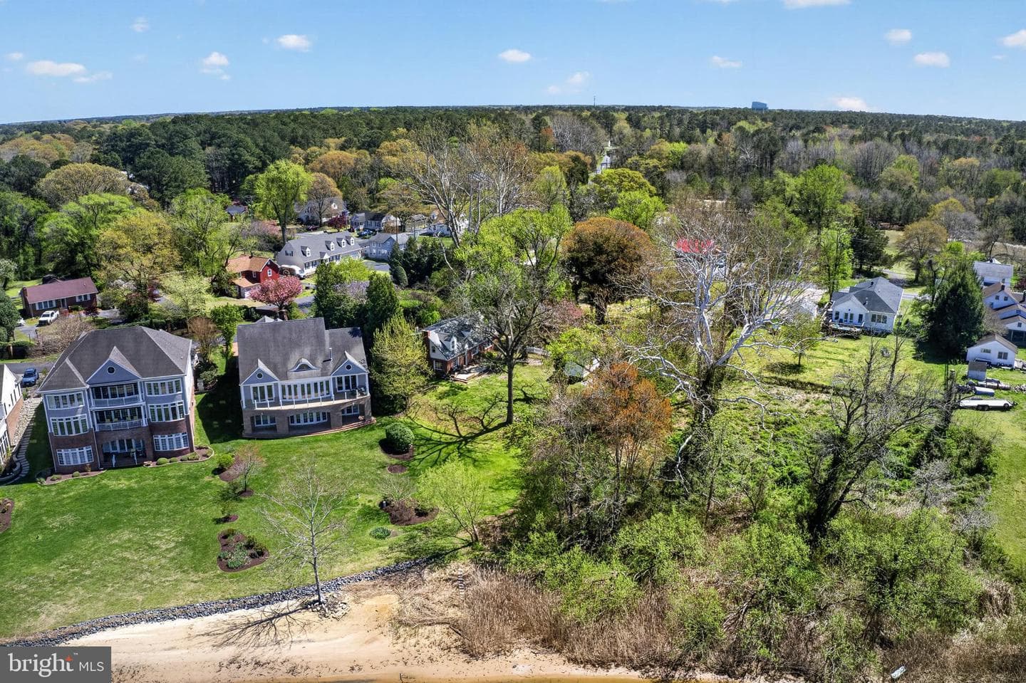 28266 Riverside Drive photo 3