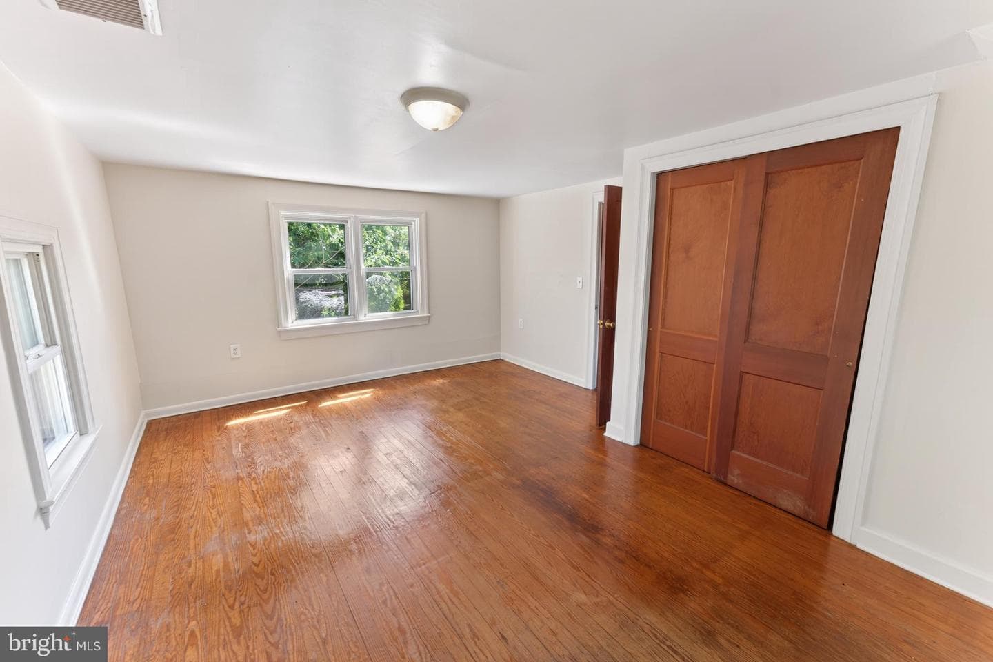28266 Riverside Drive photo 39