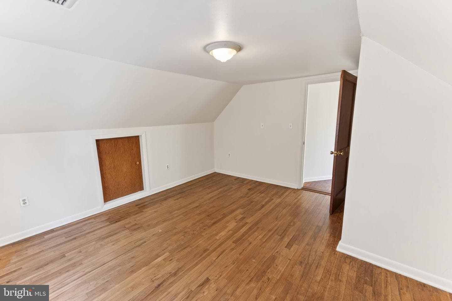 28266 Riverside Drive photo 50