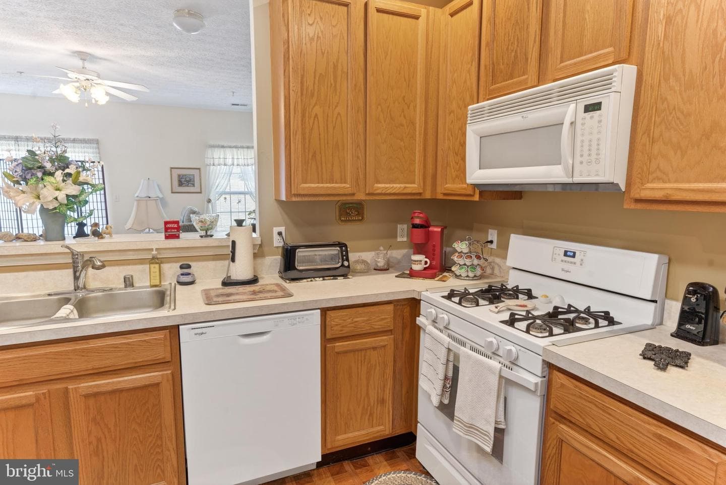 9008 Executive Club Drive photo 27