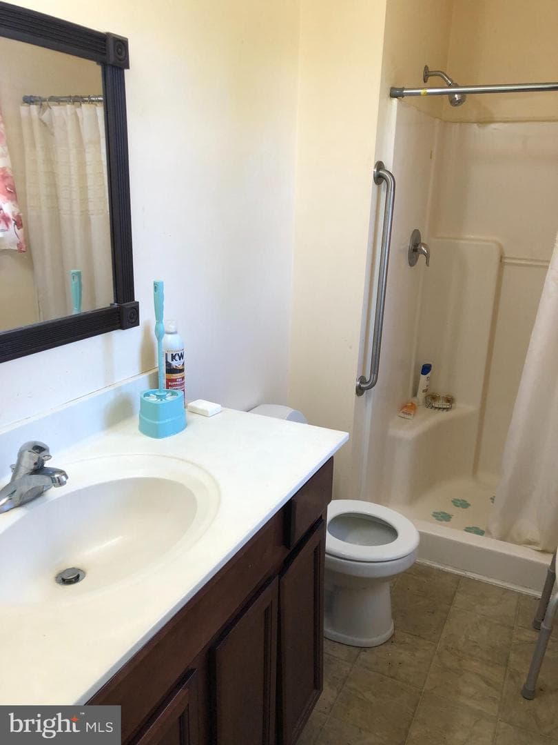 7250 Chatham Manor Way photo 9