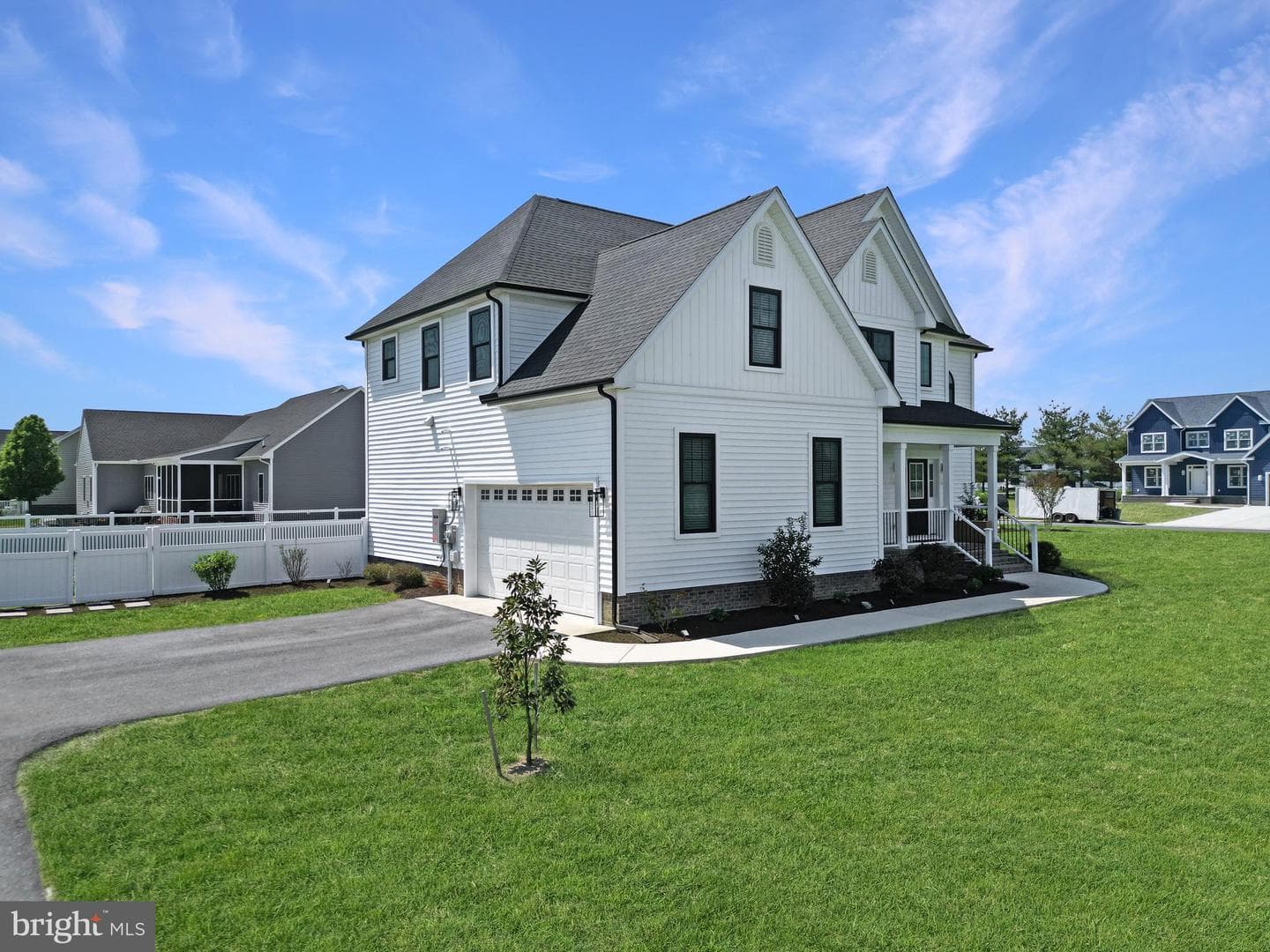 5756 Earldom Lane photo 4