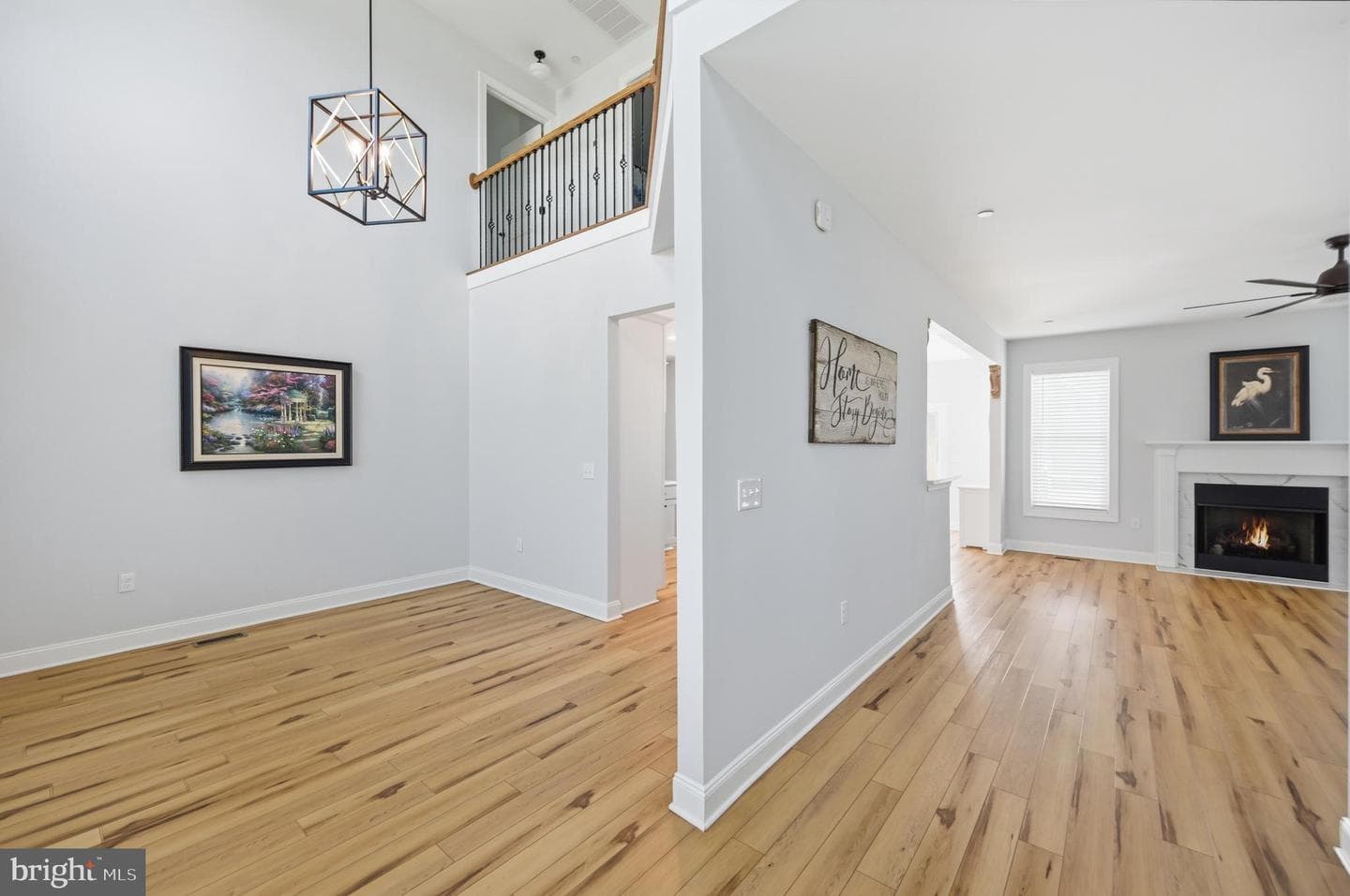 5756 Earldom Lane photo 5