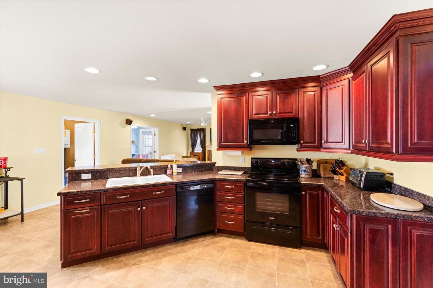104 Hillside Drive photo 21