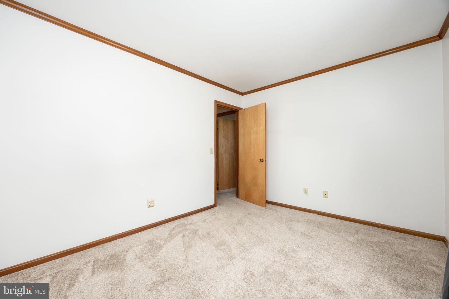 9830 Sharptown Road photo 28
