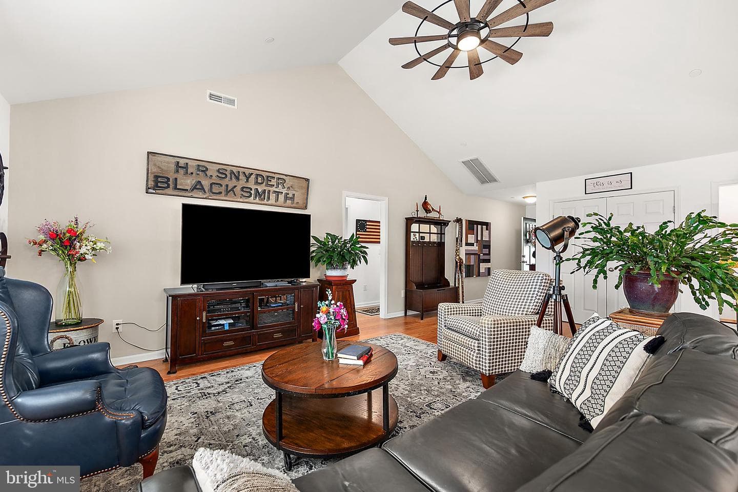6098 Tarry Town Road photo 15