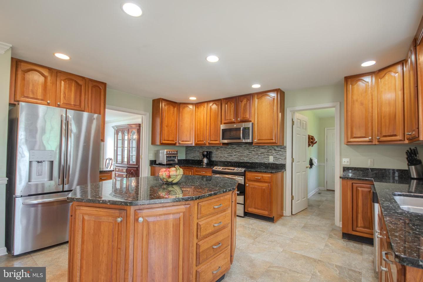 5657 Caledonia Drive photo 10