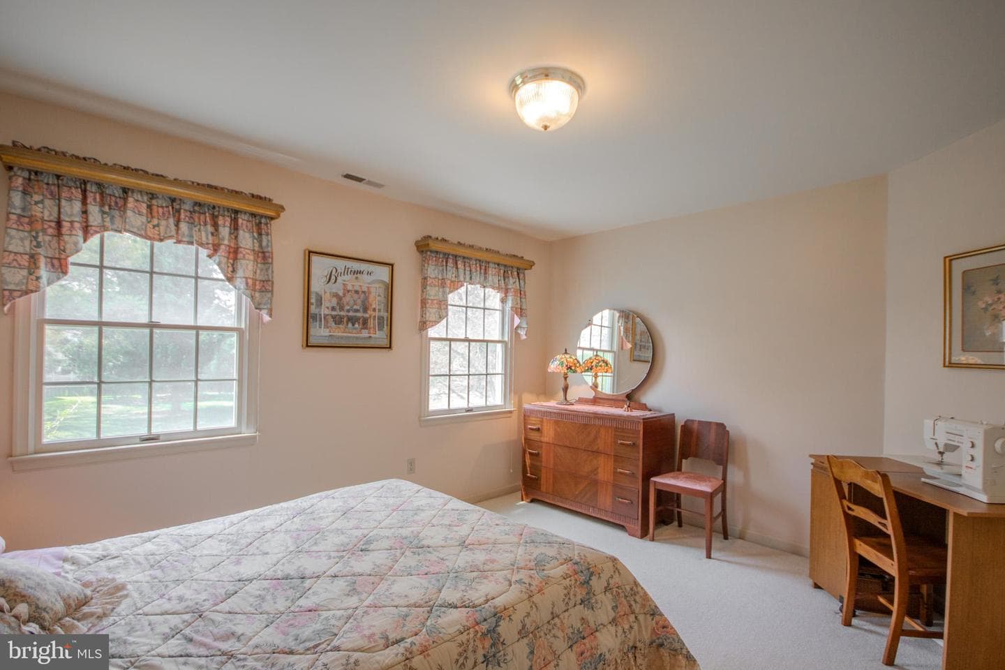 5657 Caledonia Drive photo 23