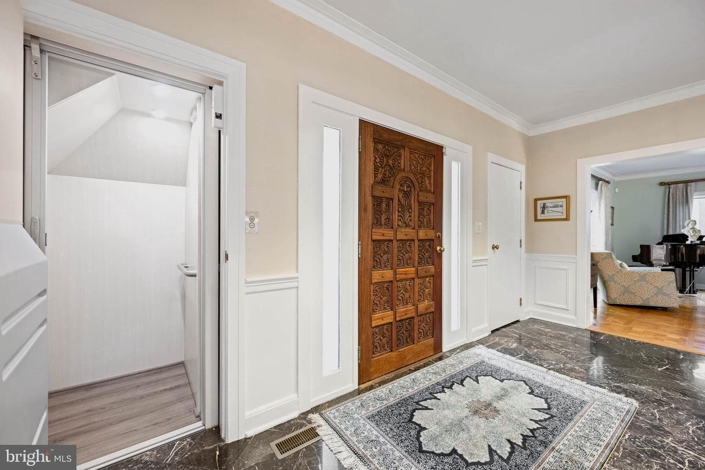 5456 Nithsdale Drive photo 96