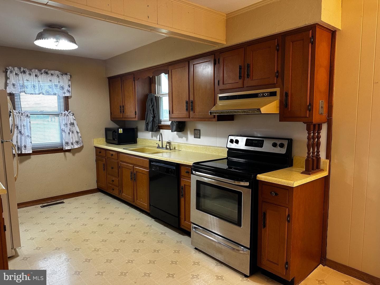 3871 Meadow Bridge Road photo 15