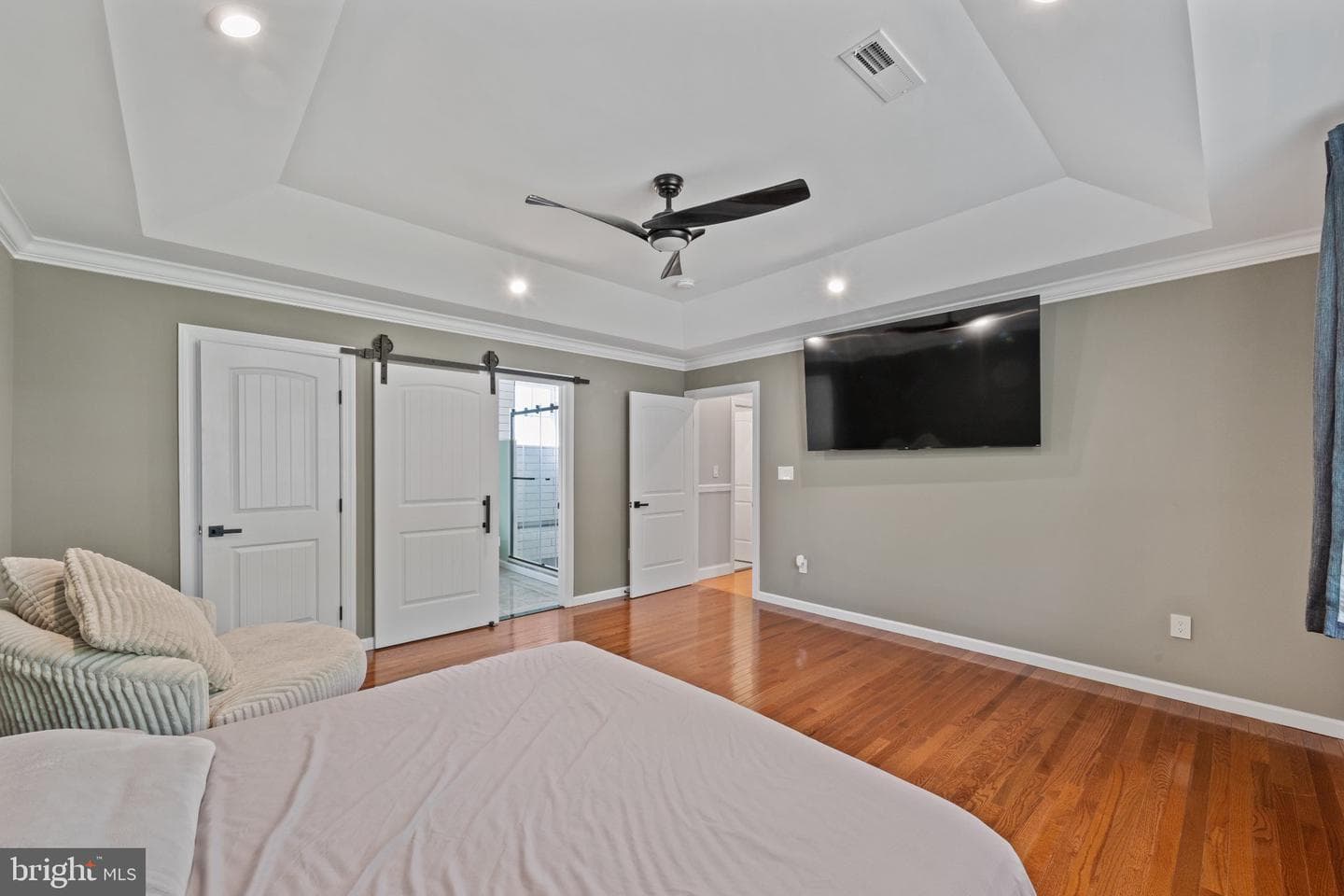 27515 Edgewood Circle photo 25