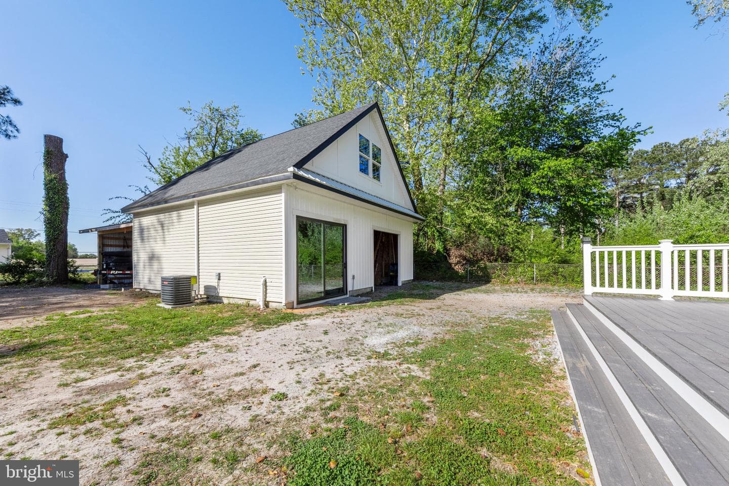 27515 Edgewood Circle photo 31