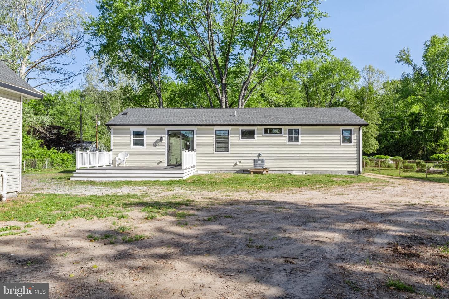 27515 Edgewood Circle photo 36