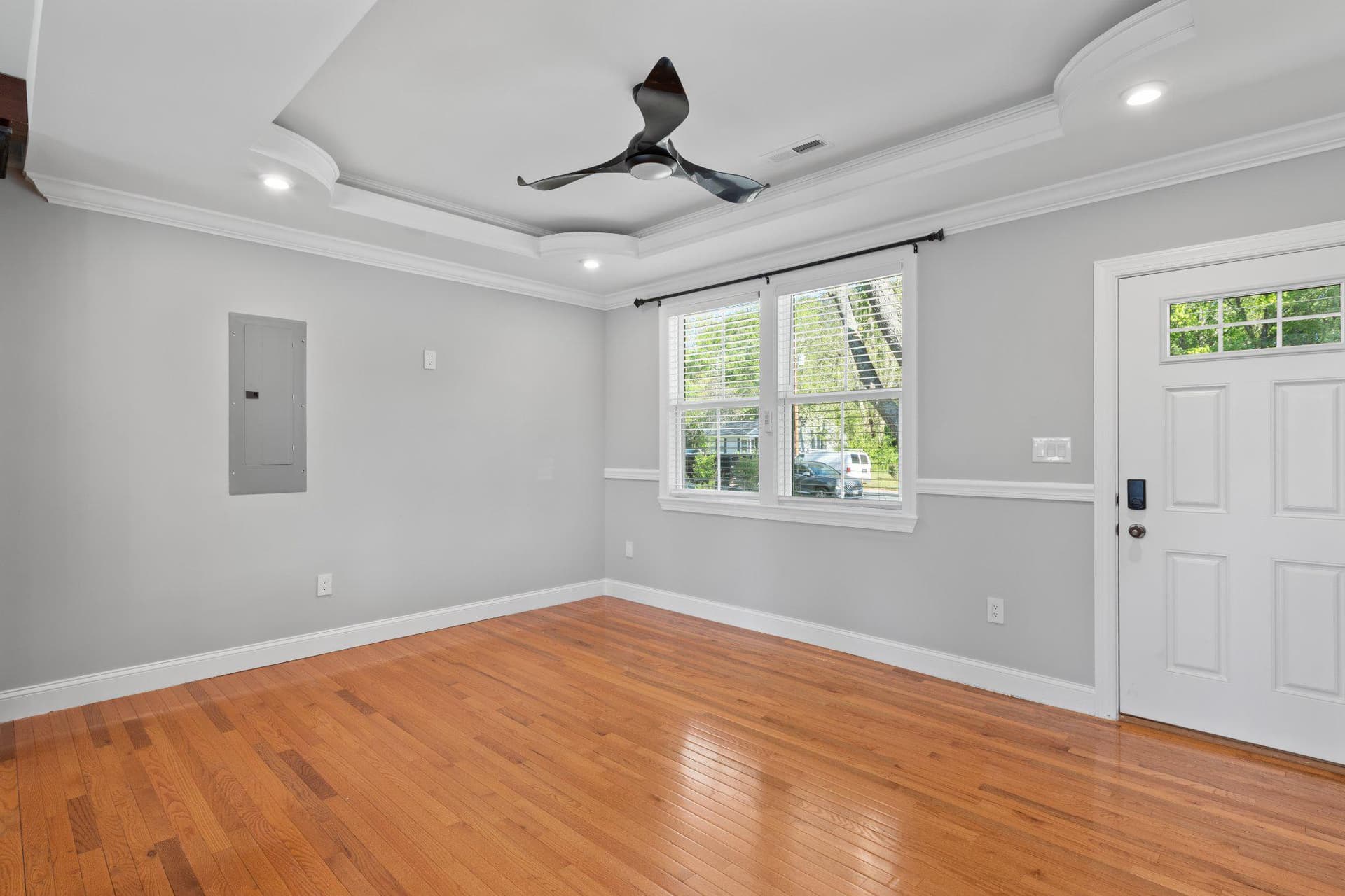 27515 Edgewood Circle photo 6