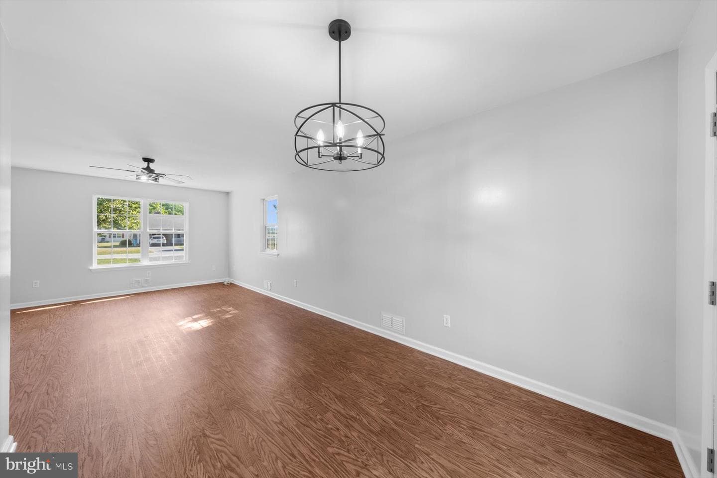 210 Bradley Street photo 12