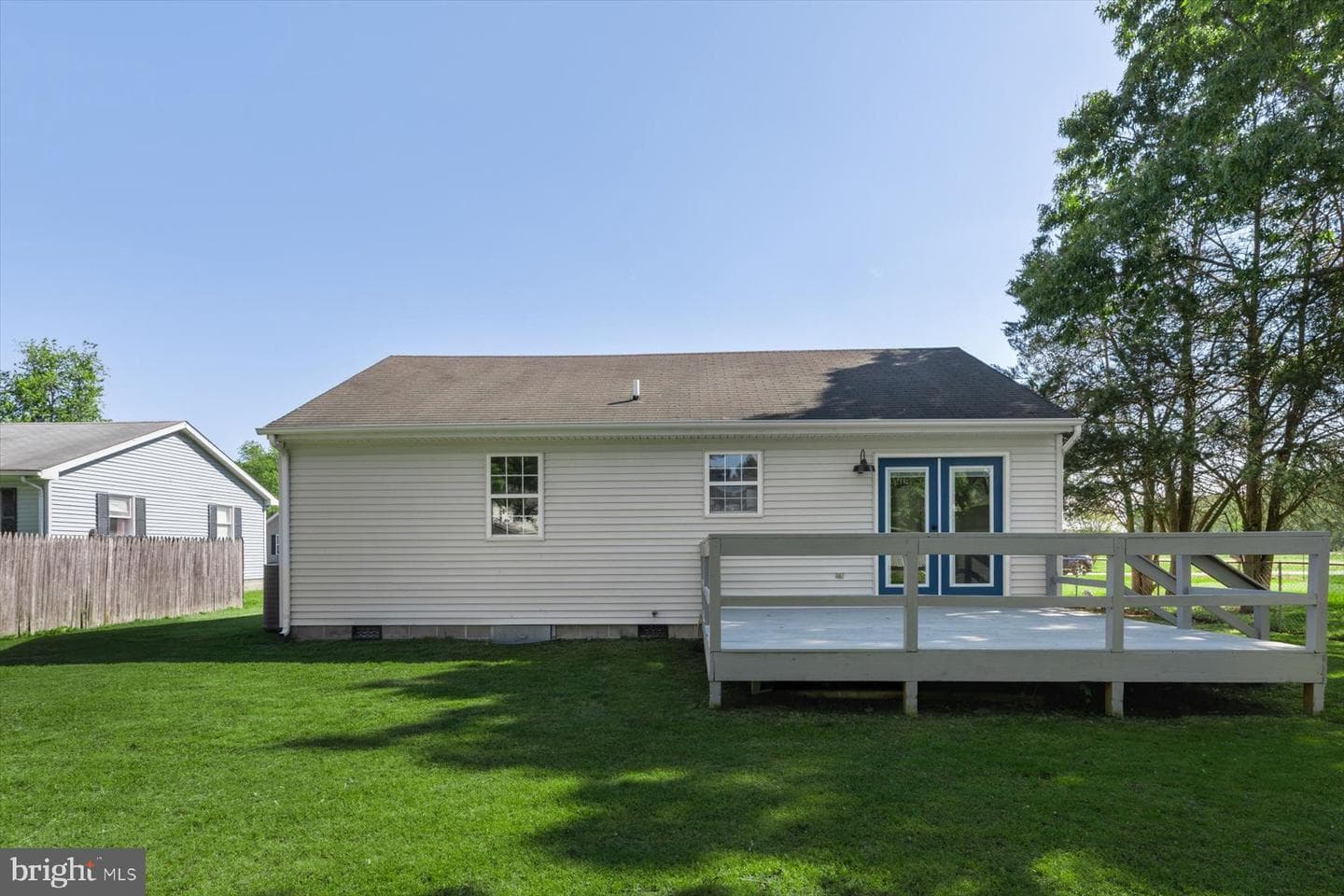 210 Bradley Street photo 44