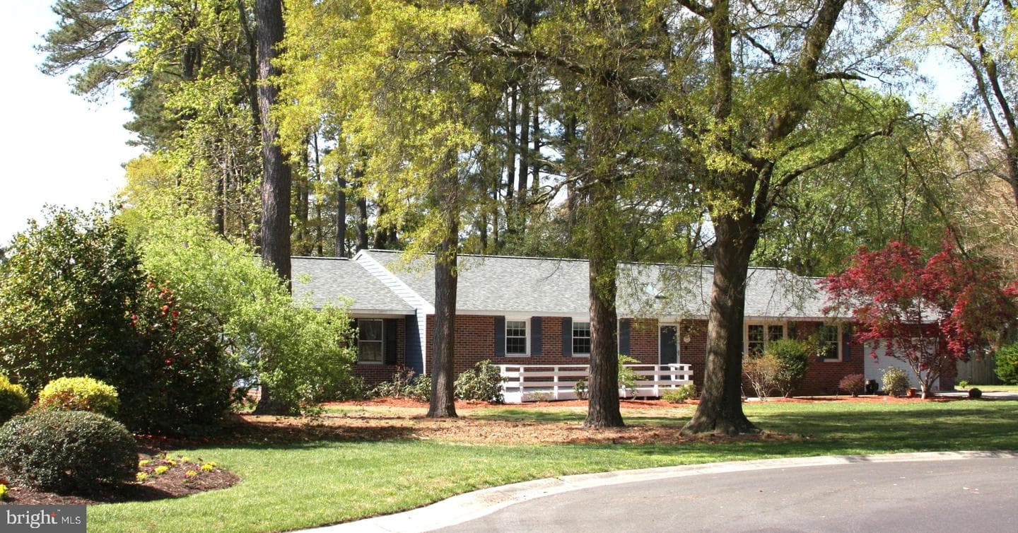 1036 S Schumaker Drive, Salisbury
