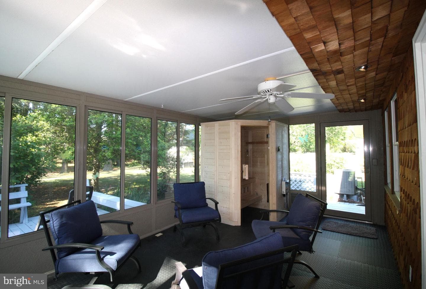 1036 S Schumaker Drive photo 38