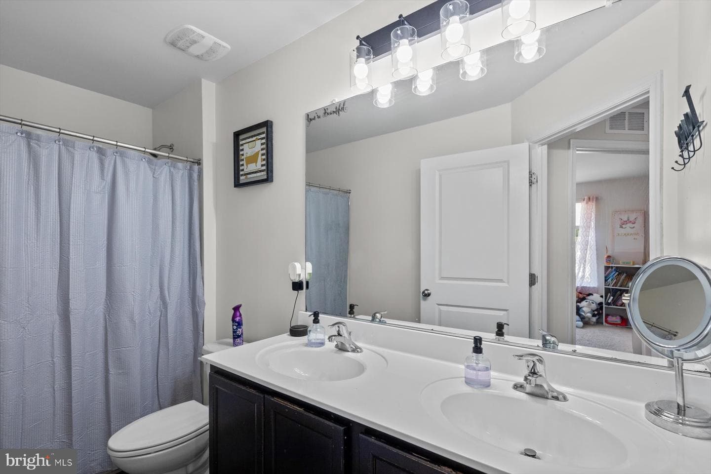 403 Twin Creeks Drive photo 28