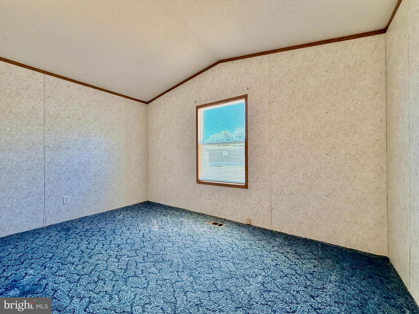 9224 Green Isle Circle photo 17
