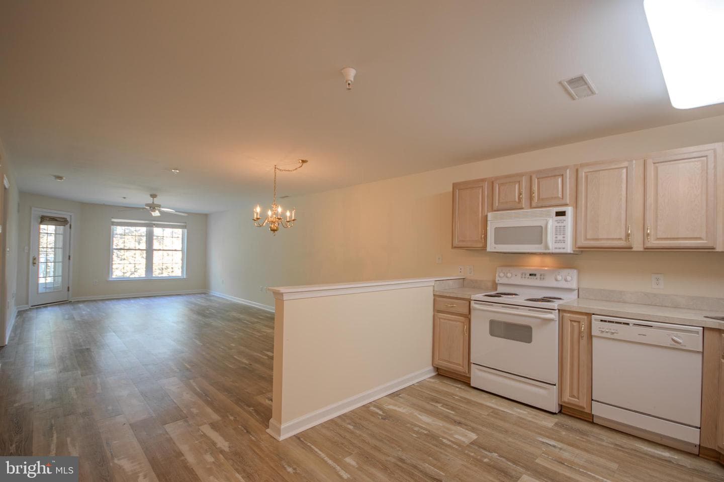 1101 S Schumaker Drive #103 photo 3