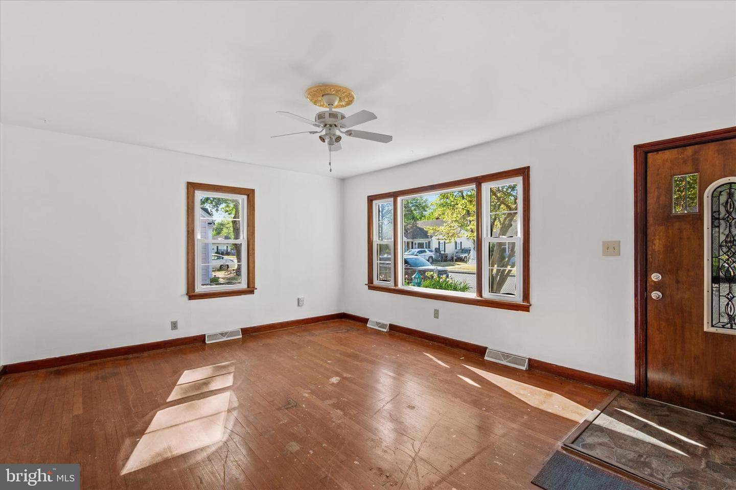 921 Brown Street photo 7