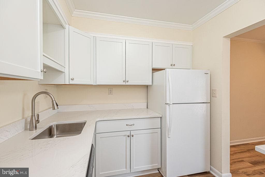 1030 Adams Avenue #3b photo 10