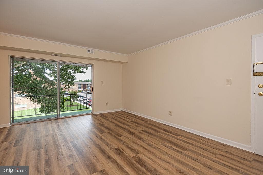 1030 Adams Avenue #3b photo 4