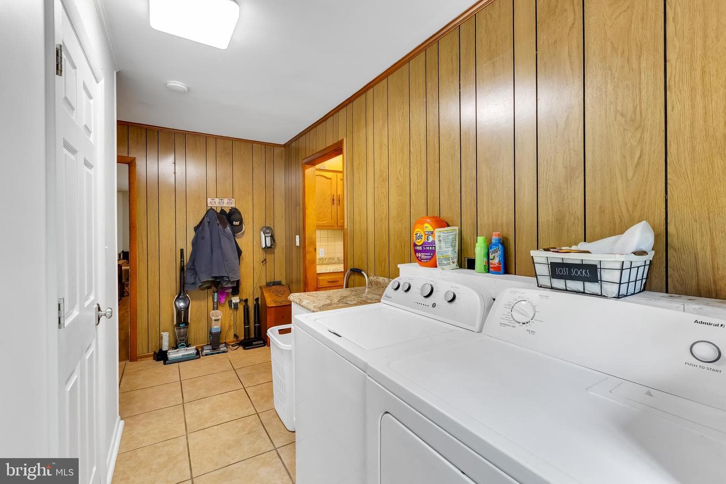 4940 Cardinal Drive photo 32