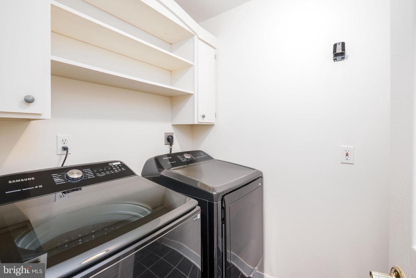 6957 Amber Fields Court photo 35