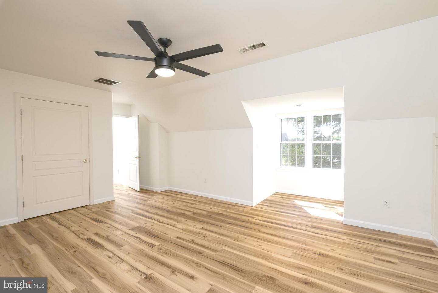 6957 Amber Fields Court photo 37