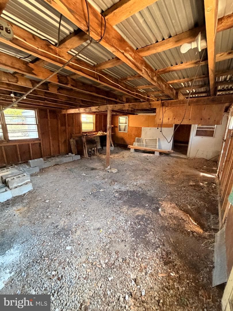 211 E Lillian Street photo 24