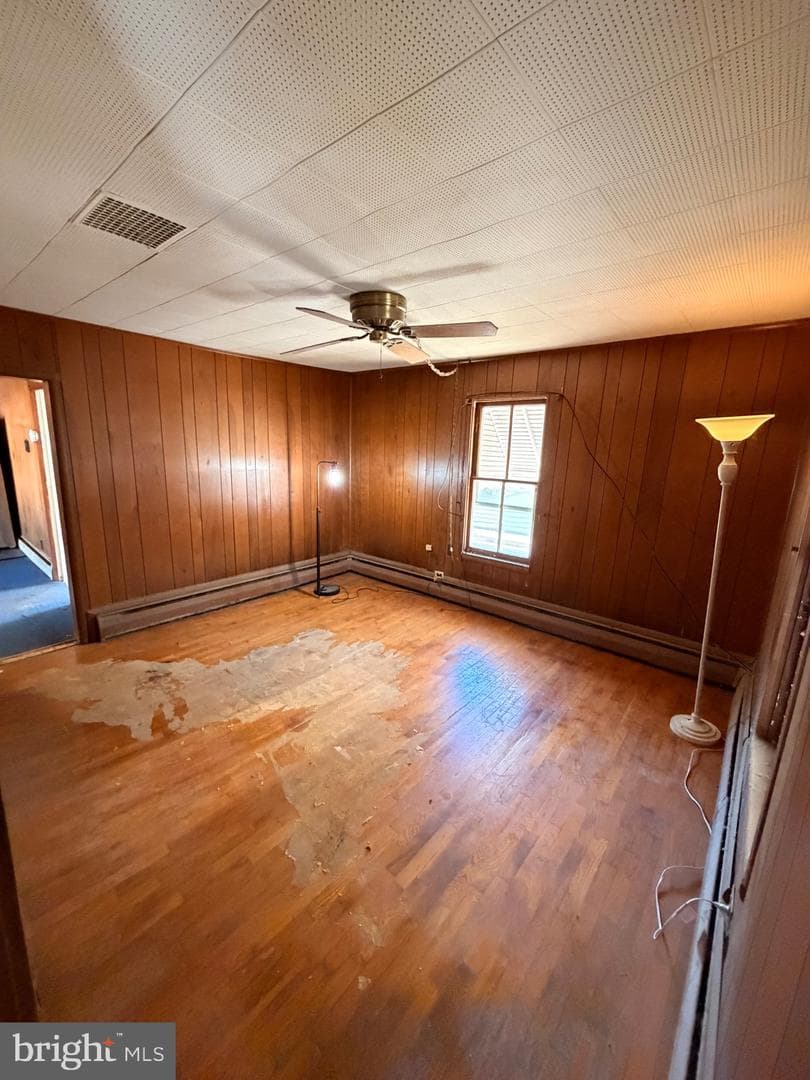 211 E Lillian Street photo 6