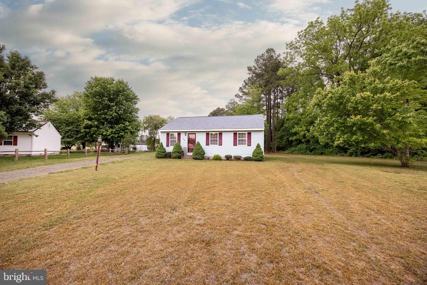 619 Wellington Circle photo 34