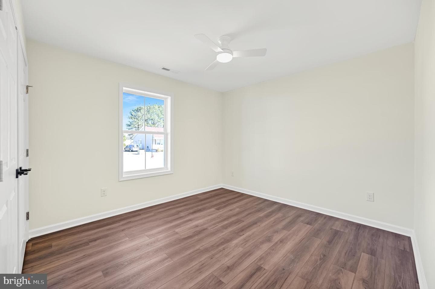 127 Holly Hill Court photo 12