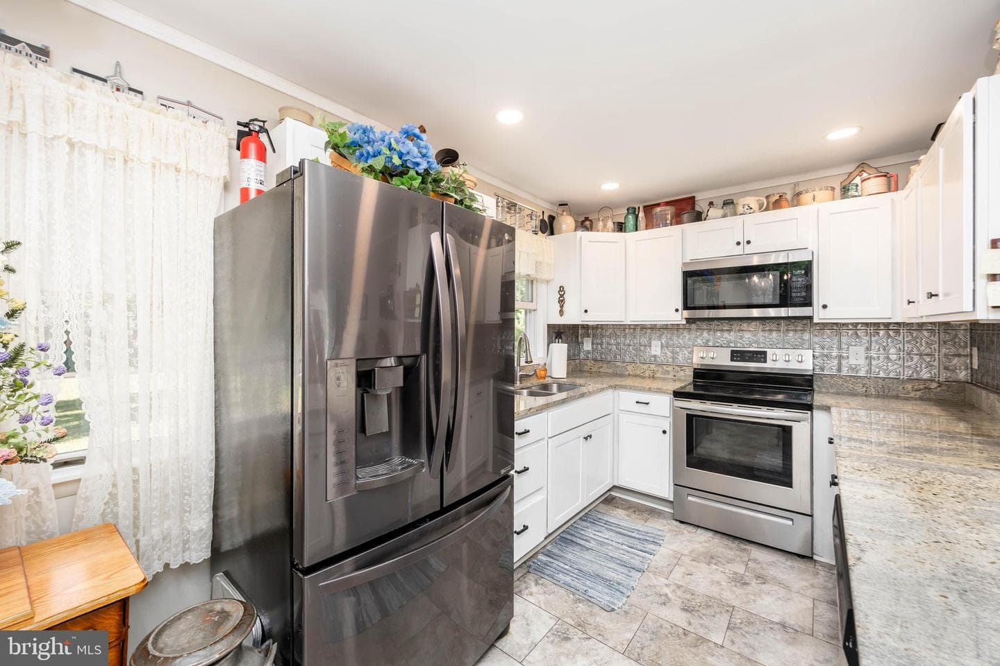 123 Francis Drive photo 23