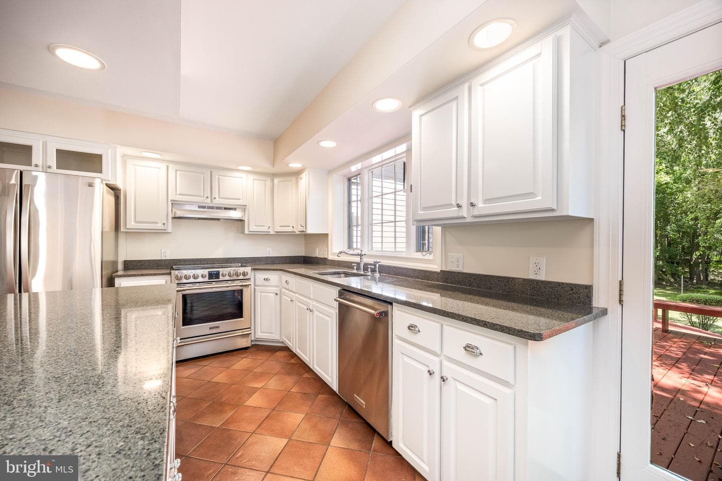30611 Foxchase Drive photo 24