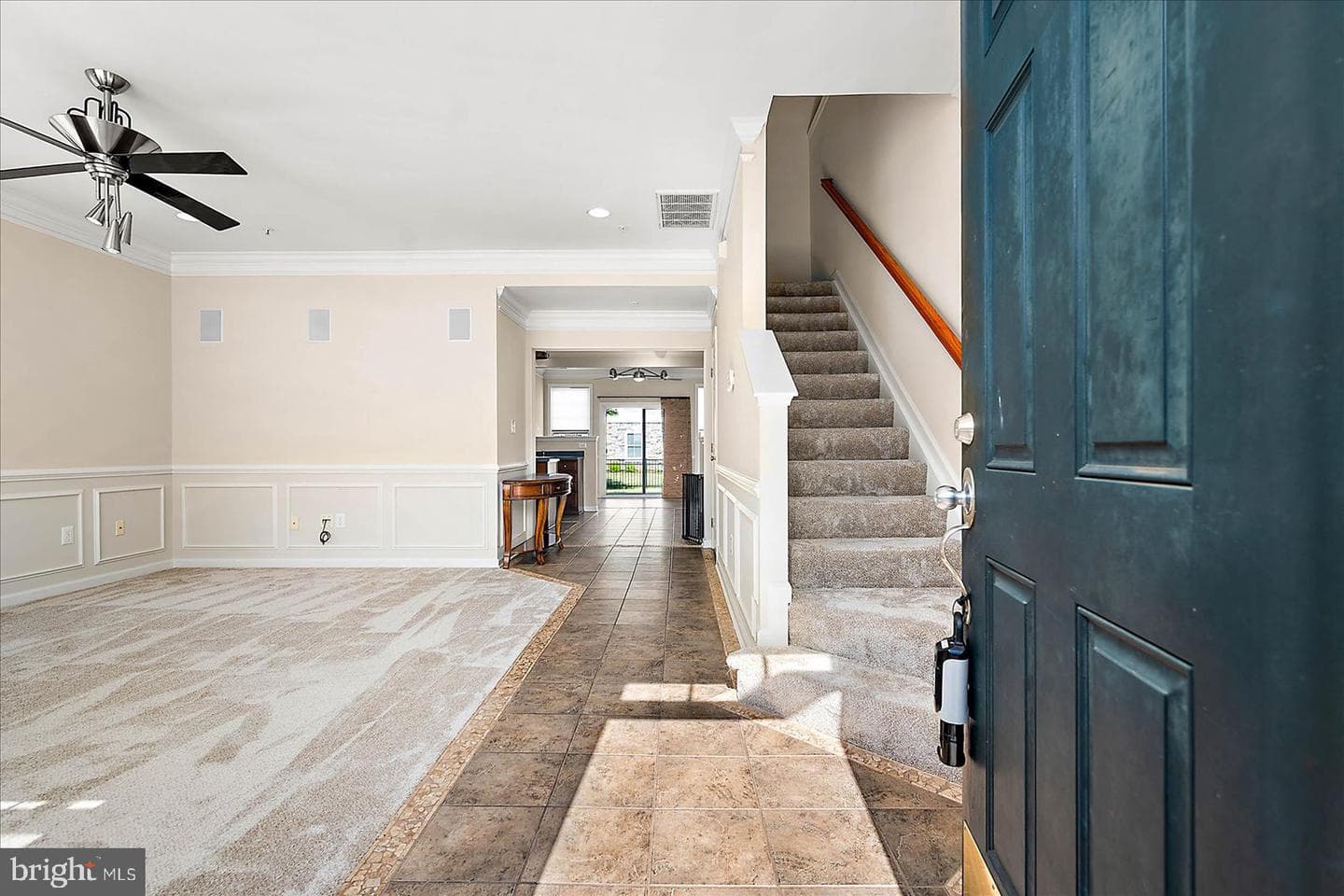 1009 Meadow View Drive photo 4