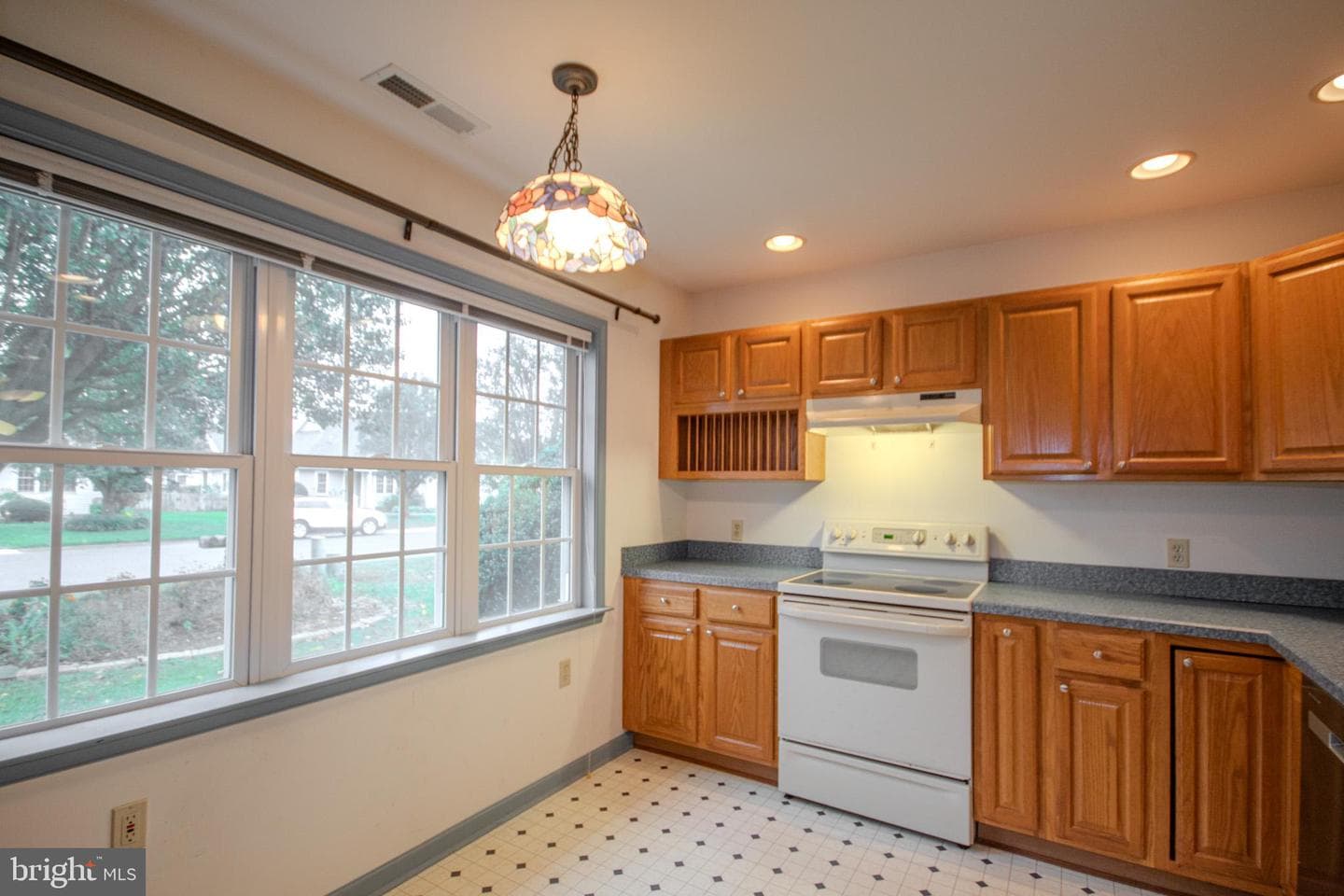 922 W Schumaker Manor Drive photo 6