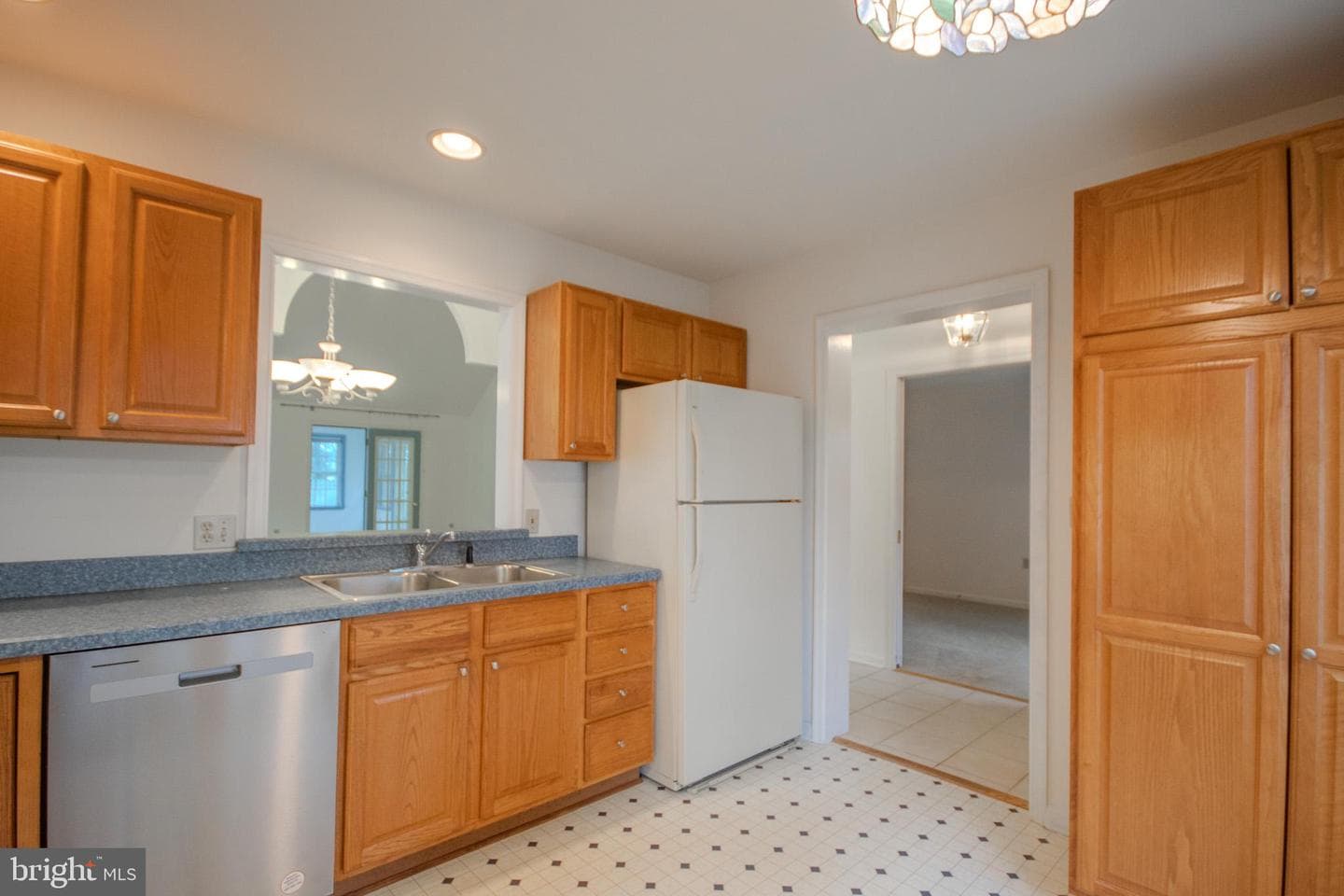 922 W Schumaker Manor Drive photo 7