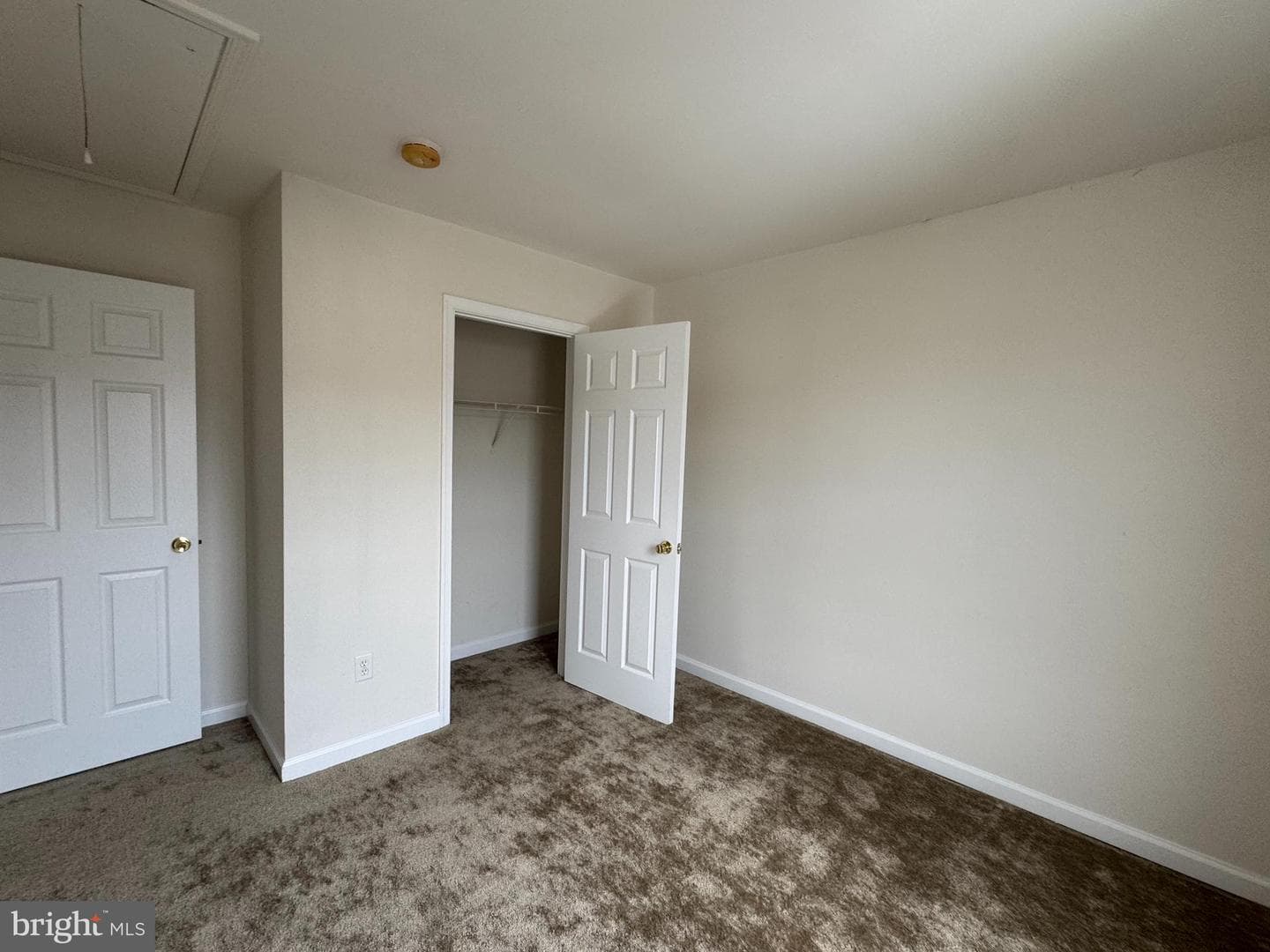 1005 Meadow View Drive photo 18