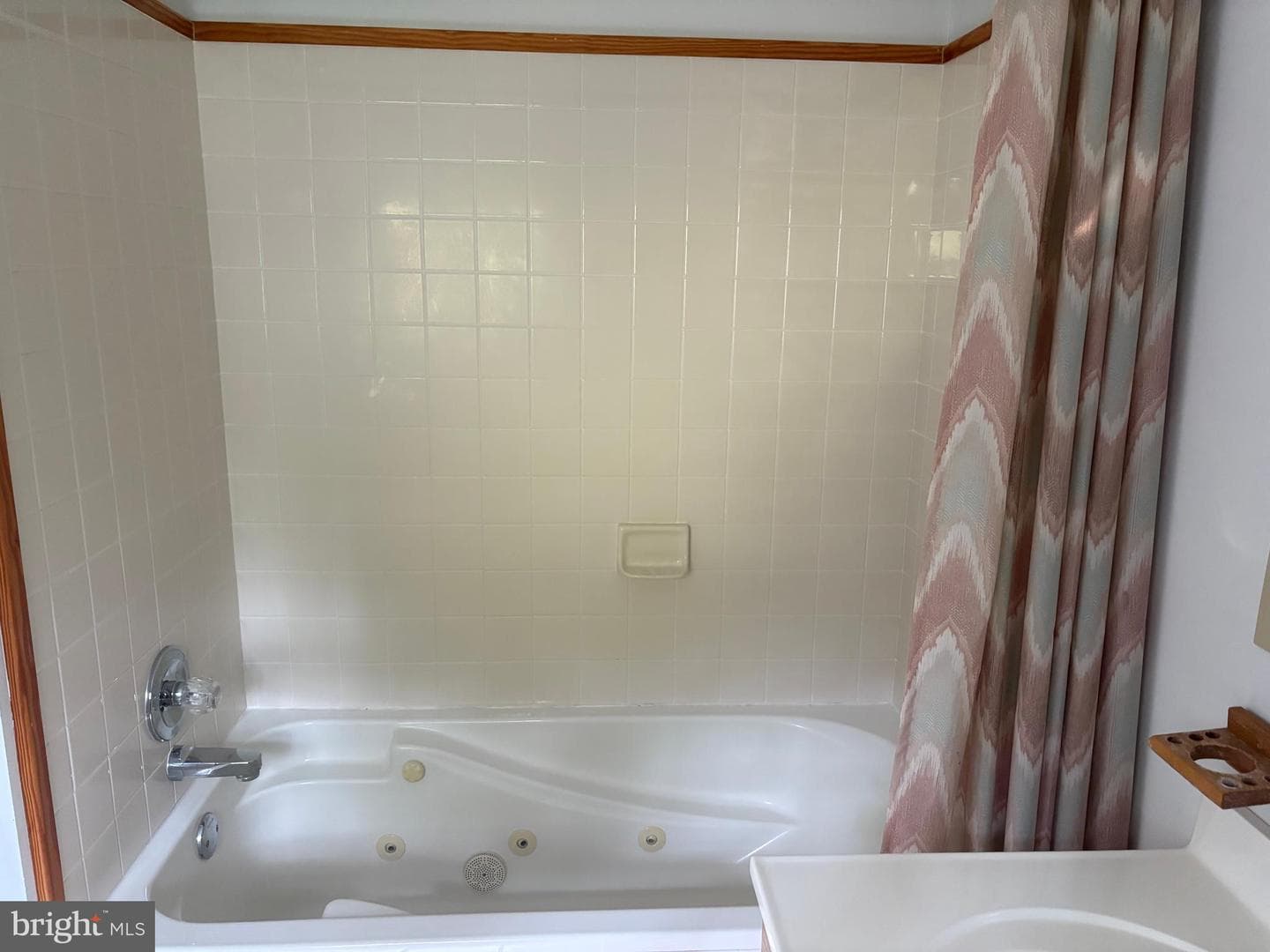 207 Thrasher Way photo 32
