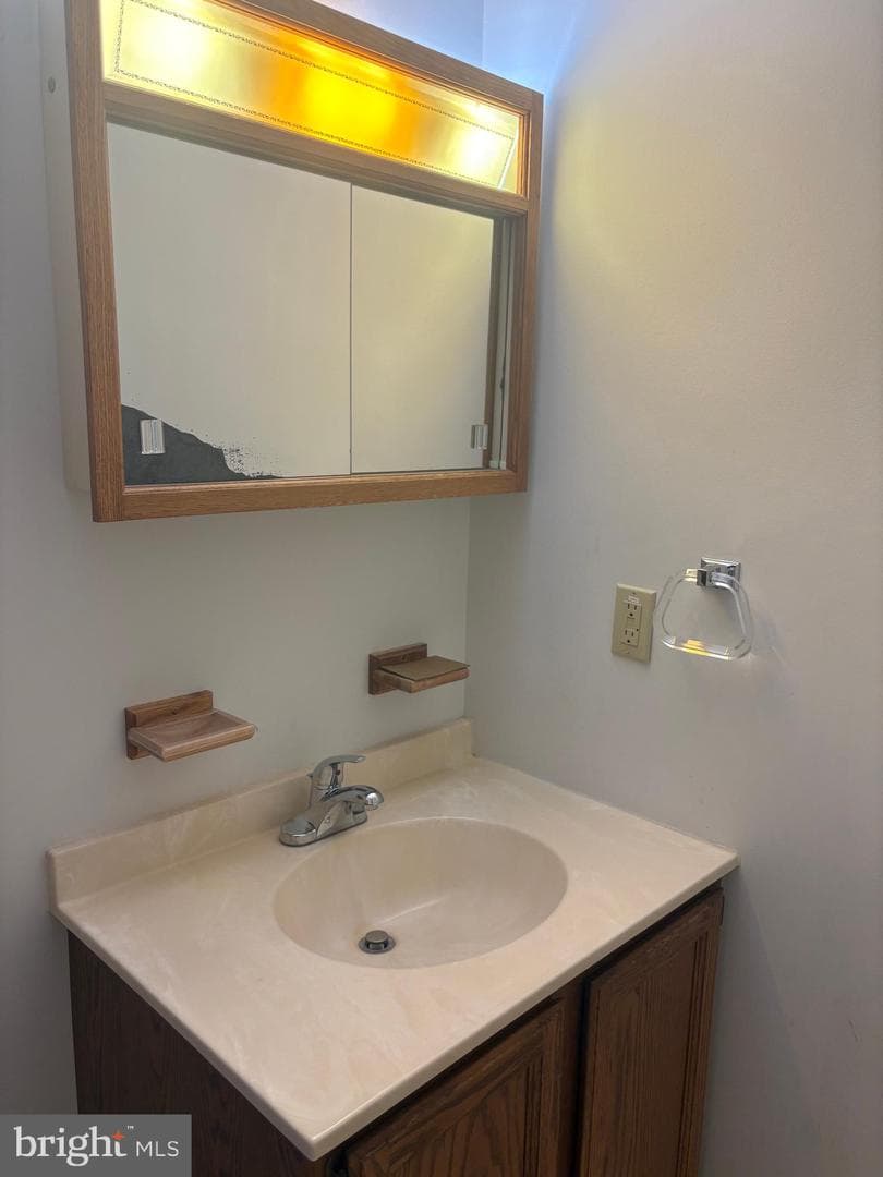 207 Thrasher Way photo 47