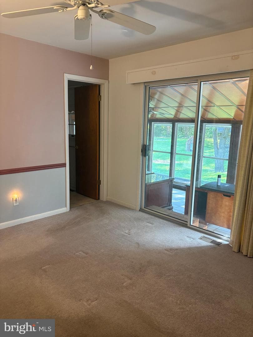 207 Thrasher Way photo 50