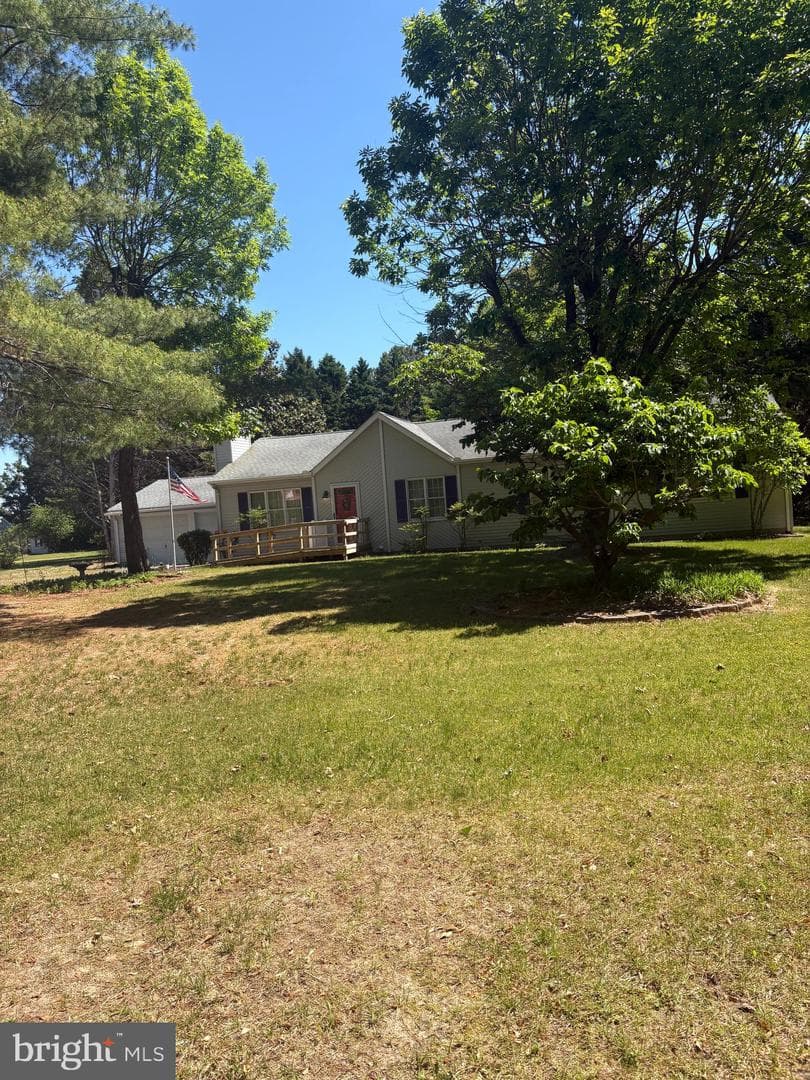 207 Thrasher Way photo 8